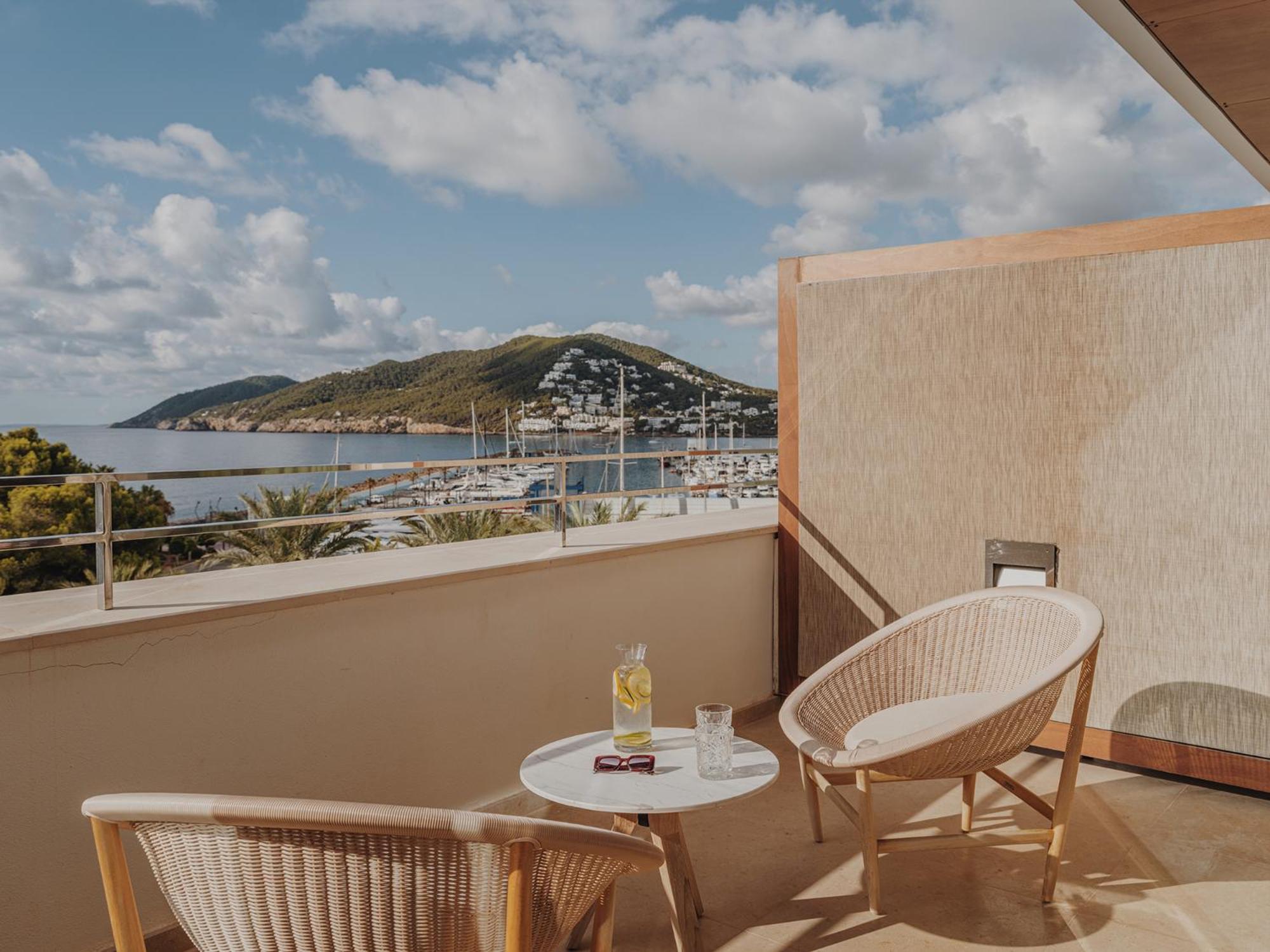 Aguas De Ibiza Grand Luxe Hotel - Small Luxury Hotel Of The World サンタ・エウラリア・デス・リウ 部屋 写真
